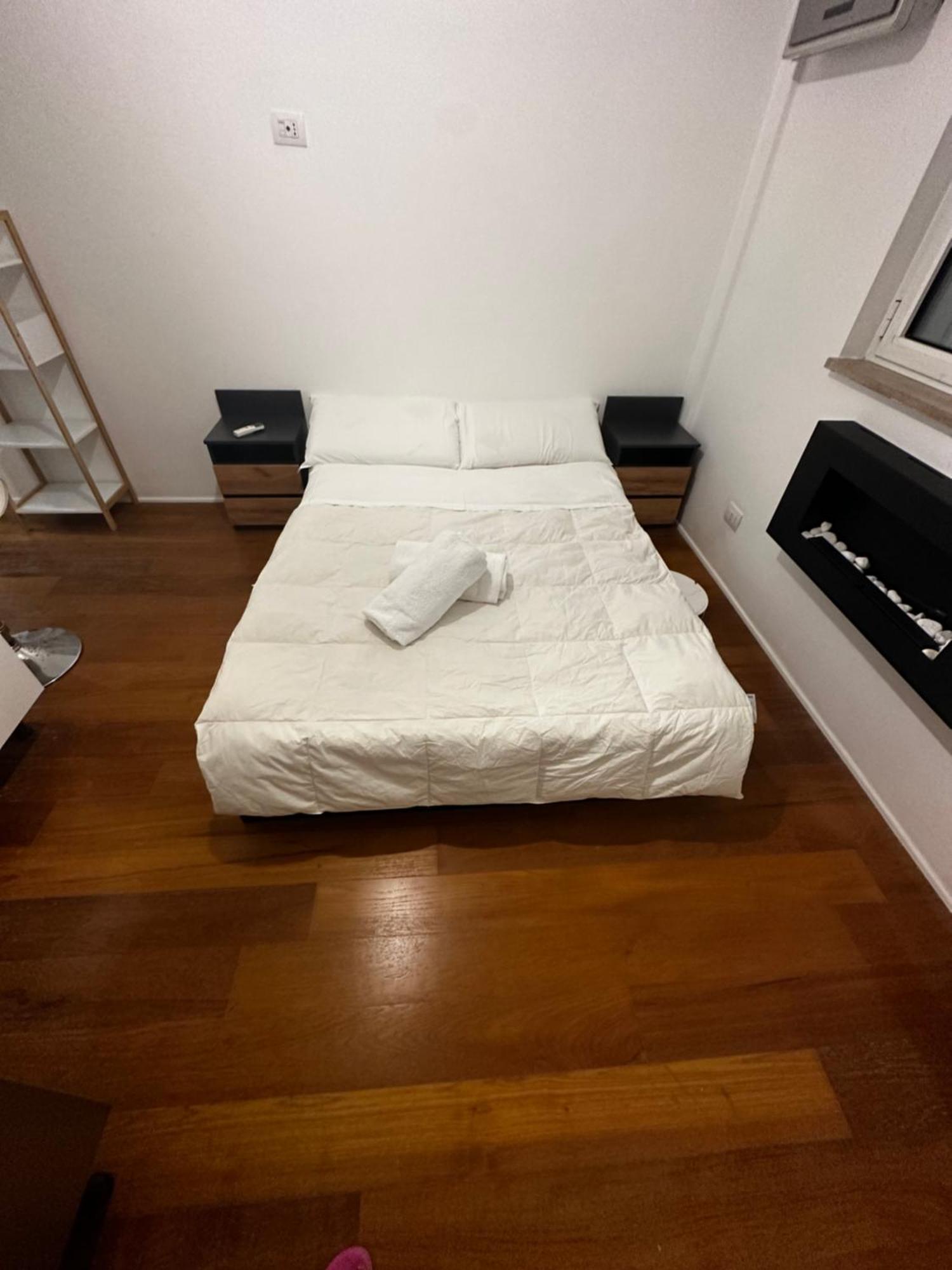 Suite Fiore Bari Bagian luar foto